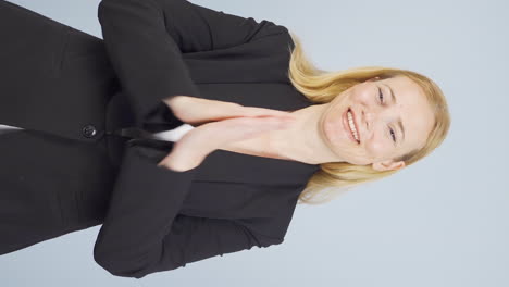 Vertical-video-of-Emotional-business-woman.
